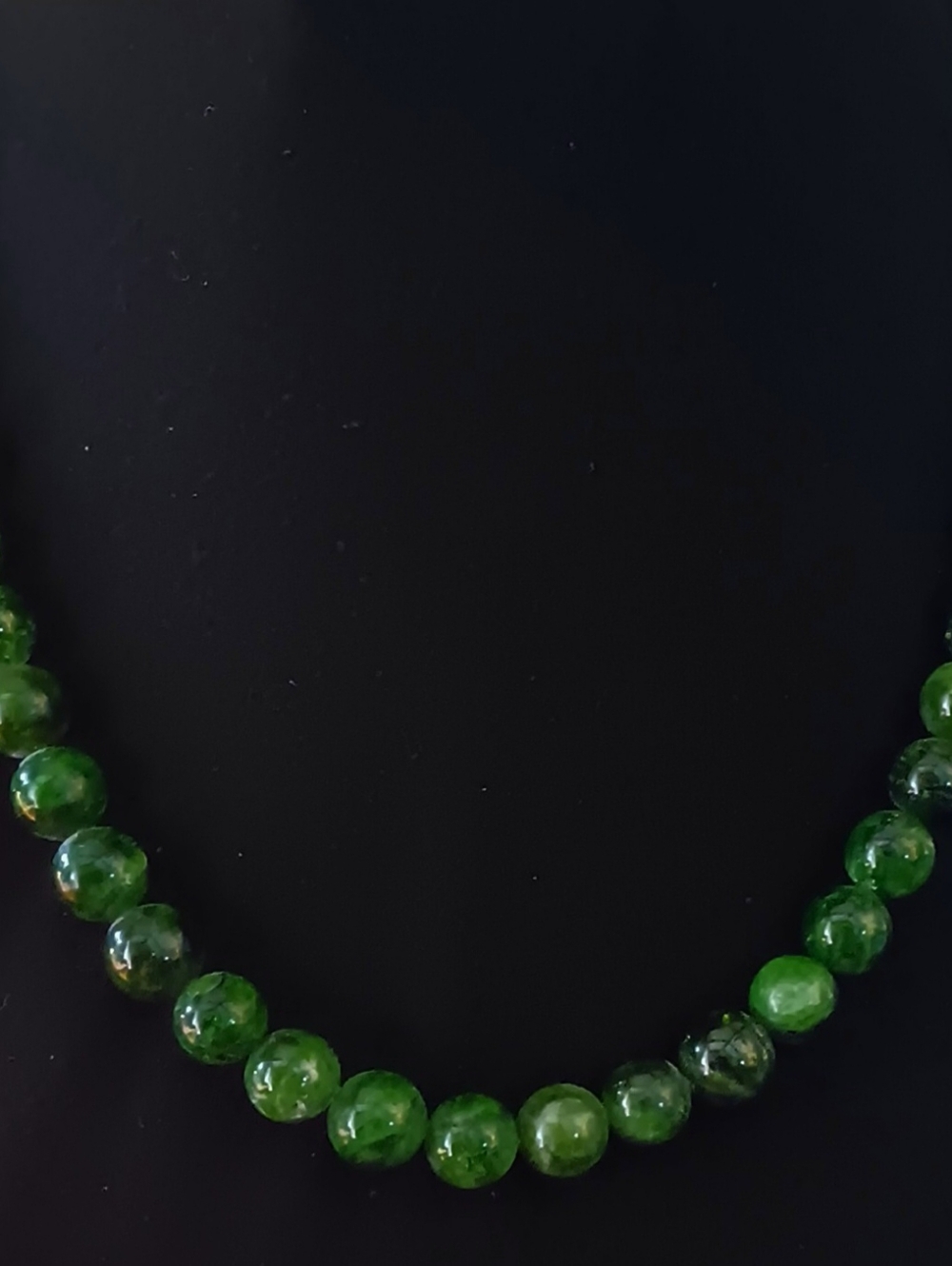 Russian Diopside Green Beaded Necklace with Magnetic Bead Clasp NWOTs.